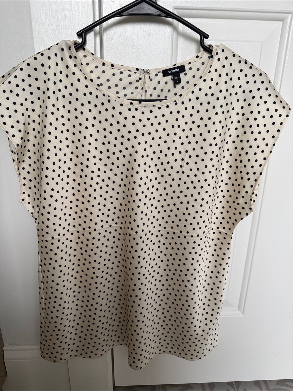 Express Cream Polka Dot Cap-Sleeve Blouse. Never worn